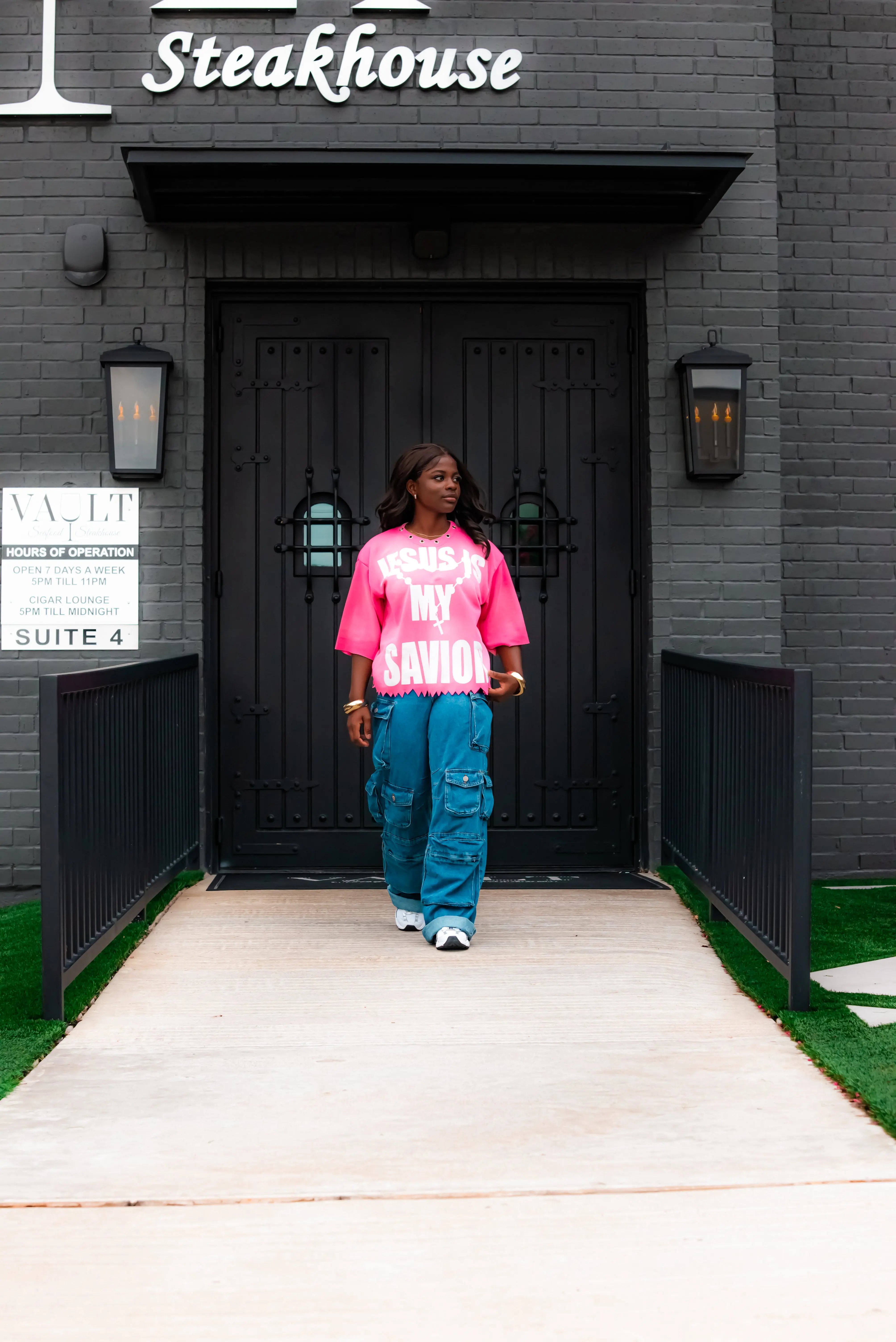 PINK SAVIOR CROPPED TEE Merzari.usSavior Tee